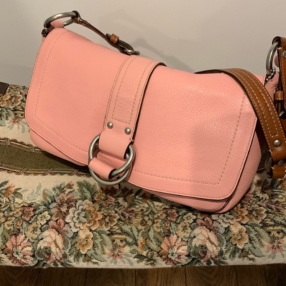 Coach Chelsea pastel pink/brown pebbled leather handbag in EUC. # M0751-F10893.